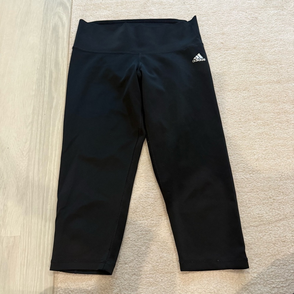 Adidas Crop Leggings in‎ Black